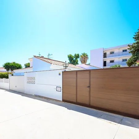 Chalet En Puerto Marina Benalmádena Exterior photo